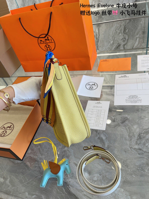 Luxurious Totes - HMS3 Bags - 051