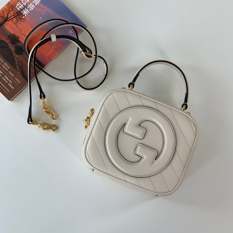 GUI - Luxurious Totes - 315
