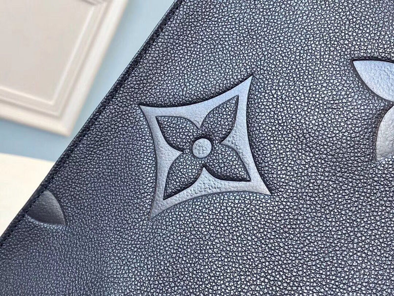 LOV - Luxurious Totes - 2665