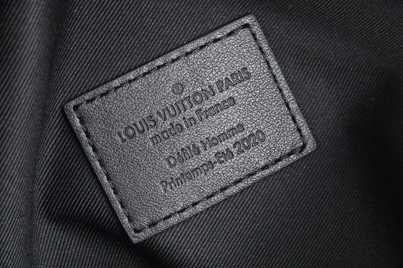 LOV - Luxurious Totes - 2610