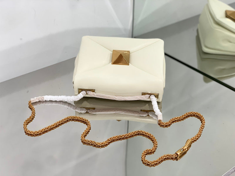 Luxurious Totes - Latest - 4450