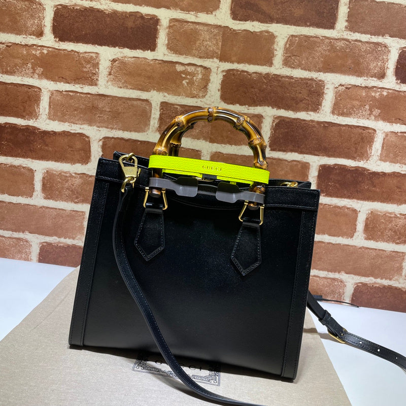 GUI - Luxurious Totes - 402