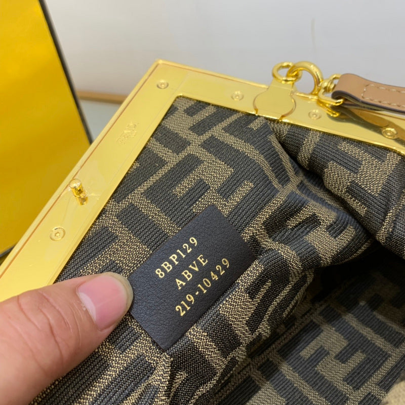 Luxurious Totes - Latest - 11379