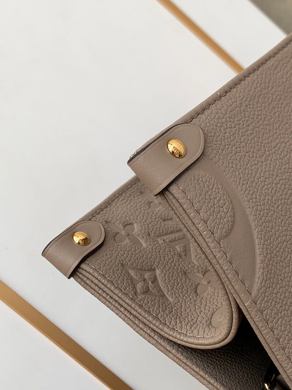 LOV - Luxurious Totes - 2197