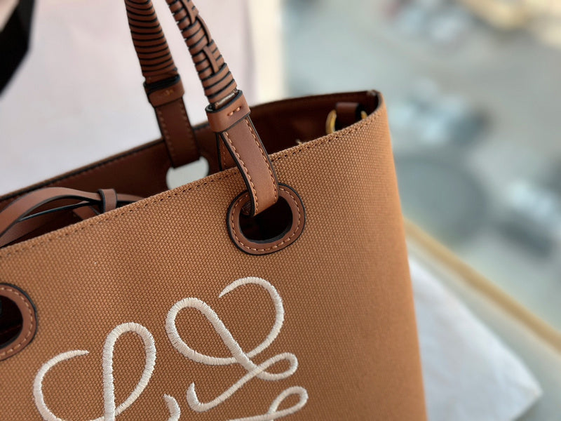 Luxurious Totes - LW-CH Bags - 053