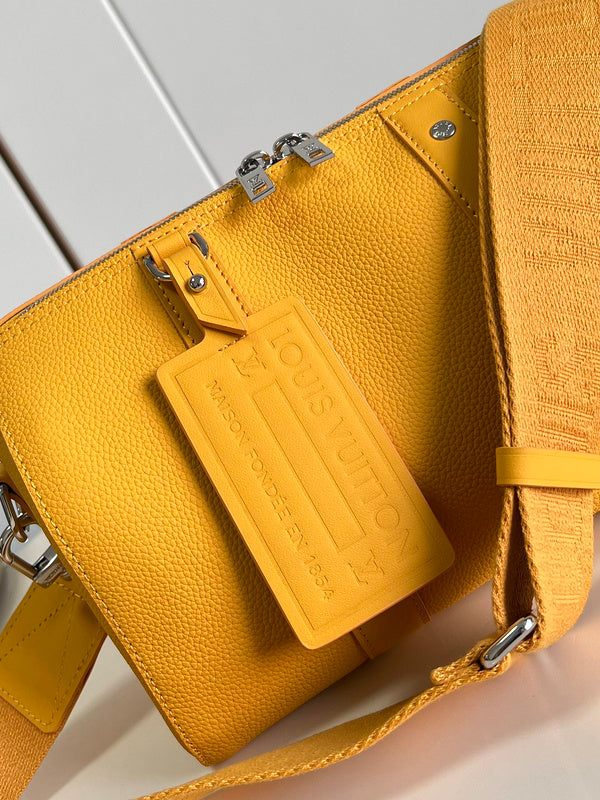 LOV - Luxurious Totes - 987