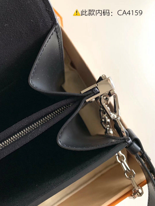 Luxurious Totes - Latest - 2376