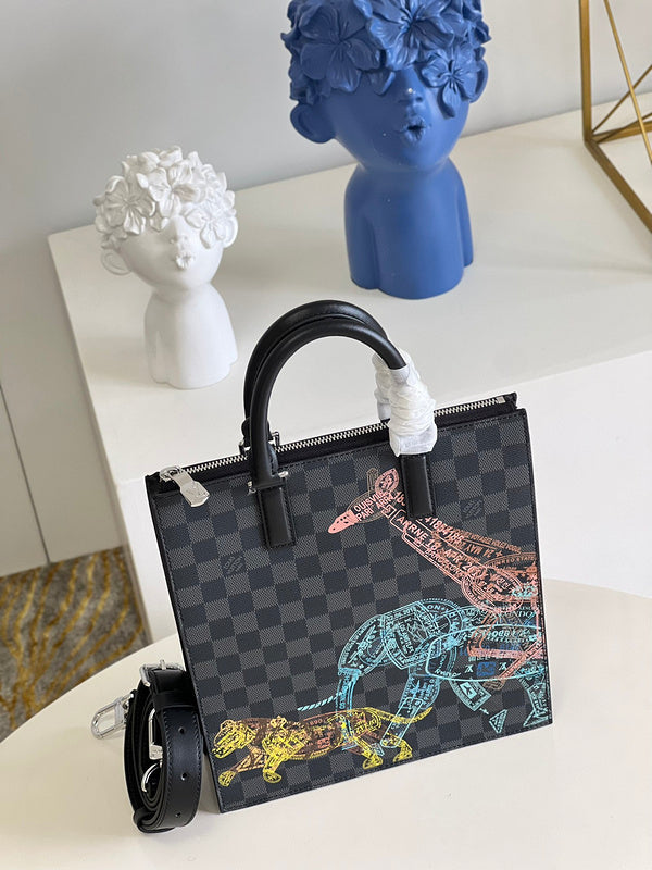 LOV - Luxurious Totes - 1611