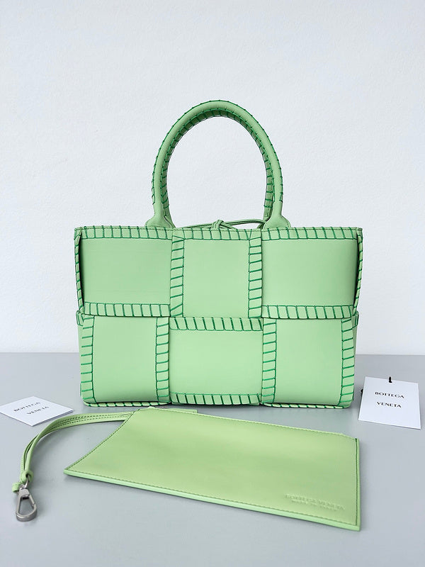 Luxurious Totes - Latest - 6954