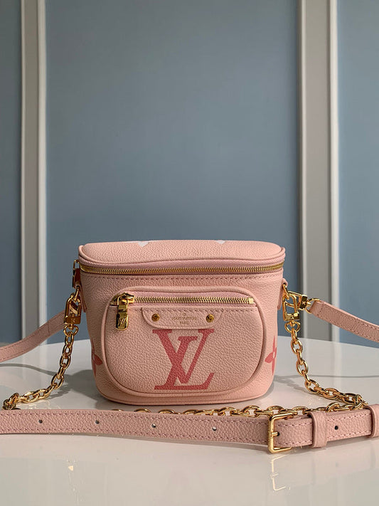LOV - Luxurious Totes - 026