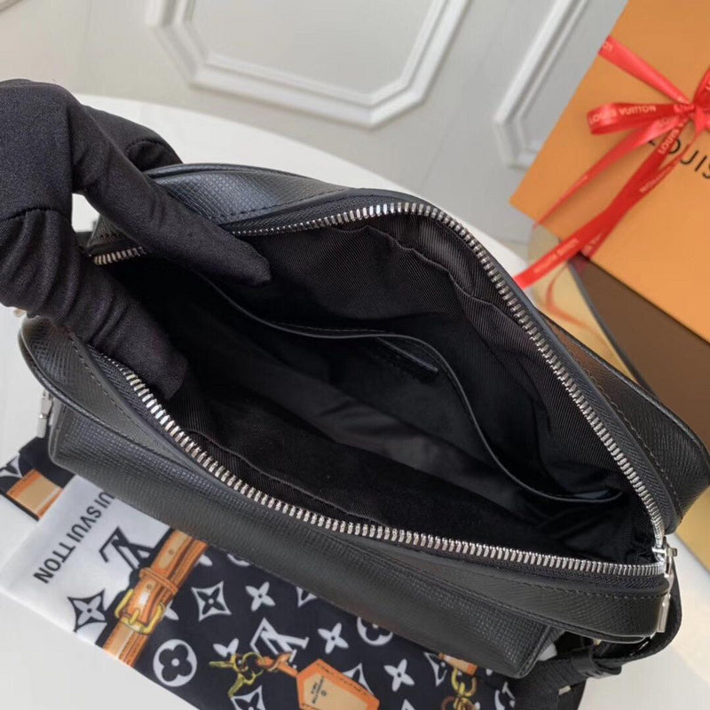 LOV - Luxurious Totes - 2723