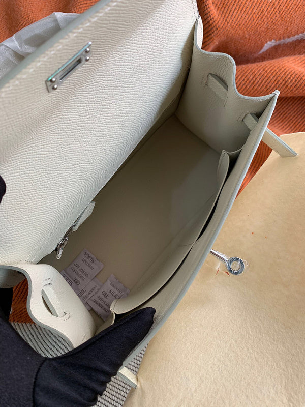 Luxurious Totes - Latest - 6789