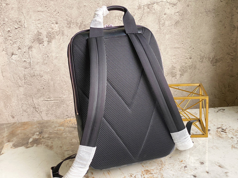LOV - Luxurious Totes - 1380