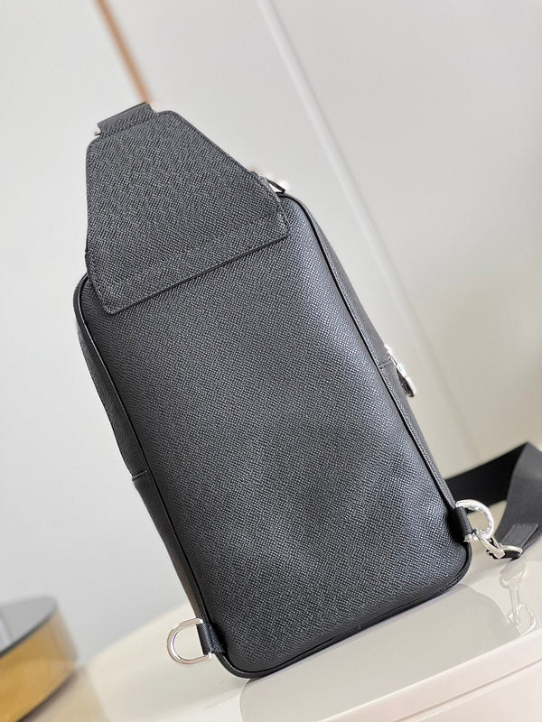 LOV - Luxurious Totes - 1027