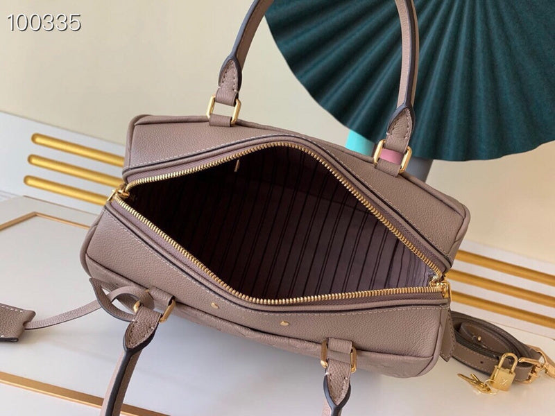 Luxurious Totes - Latest - 9676