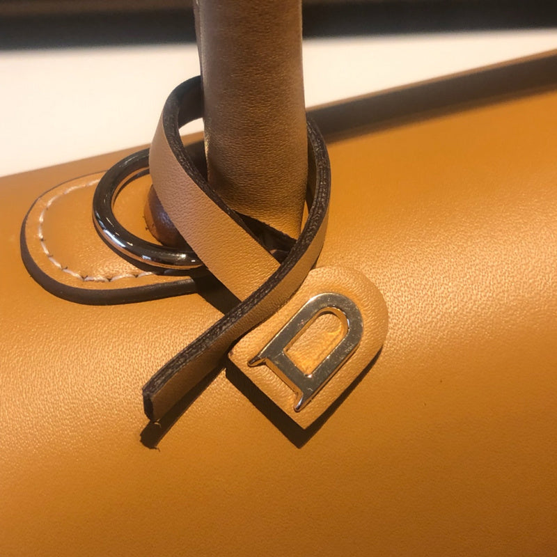 Luxurious Totes - Latest - 6136