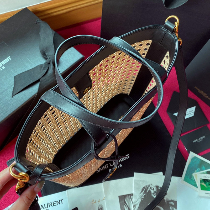 Luxurious Totes - Latest - 8845