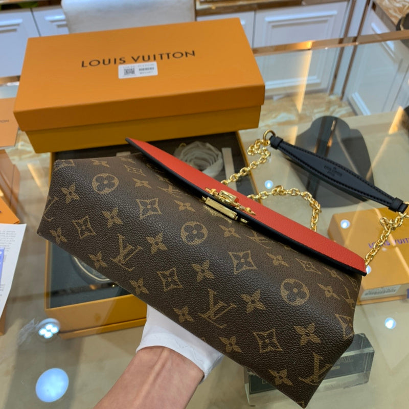 Luxurious Totes - Latest - 1693