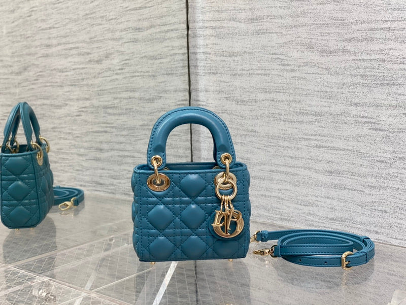Luxurious Totes - Latest - 6223
