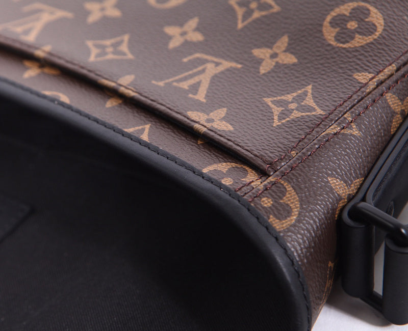 LOV - Luxurious Totes - 2361