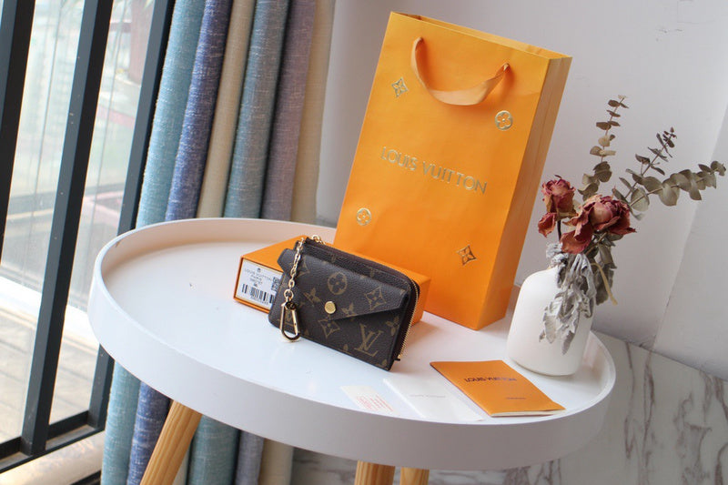 Luxurious Totes - Latest - 840
