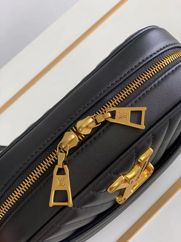 LOV - Luxurious Totes - 1912