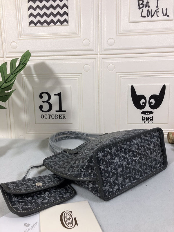 Lux-Totes - GOD Bags - 244