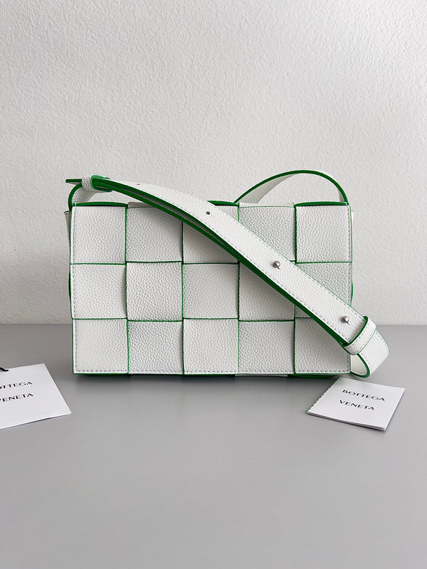Luxurious Totes - Latest - 6990