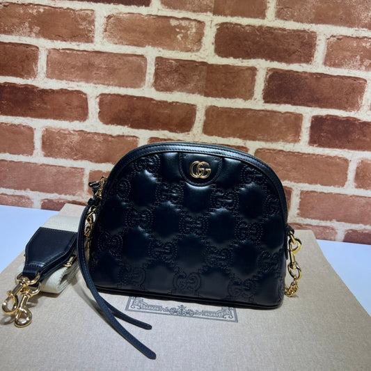 GUI - Luxurious Totes - 852