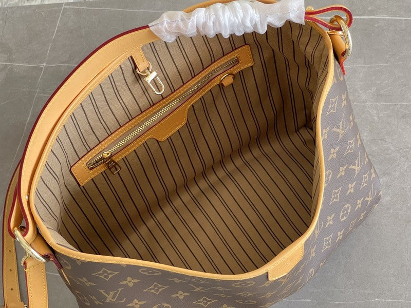 LOV - Luxurious Totes - 2076