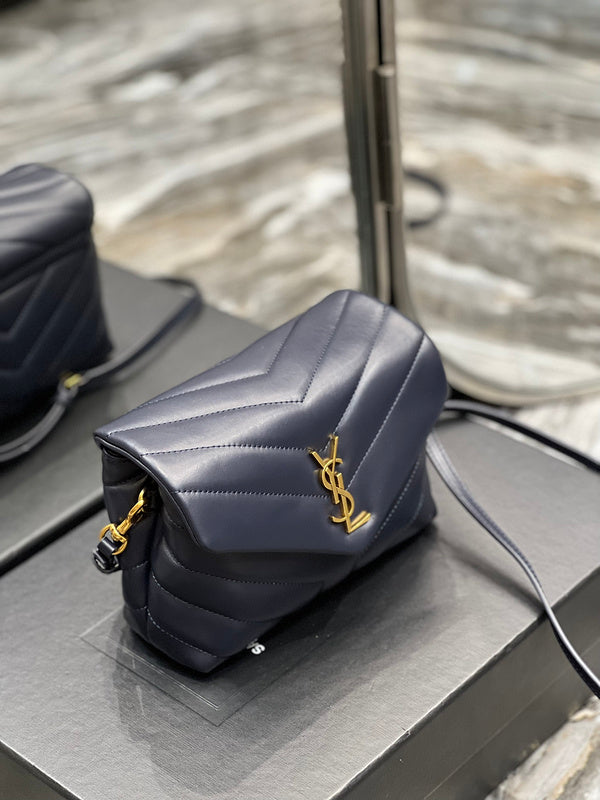 Luxurious Totes - Latest - 8039