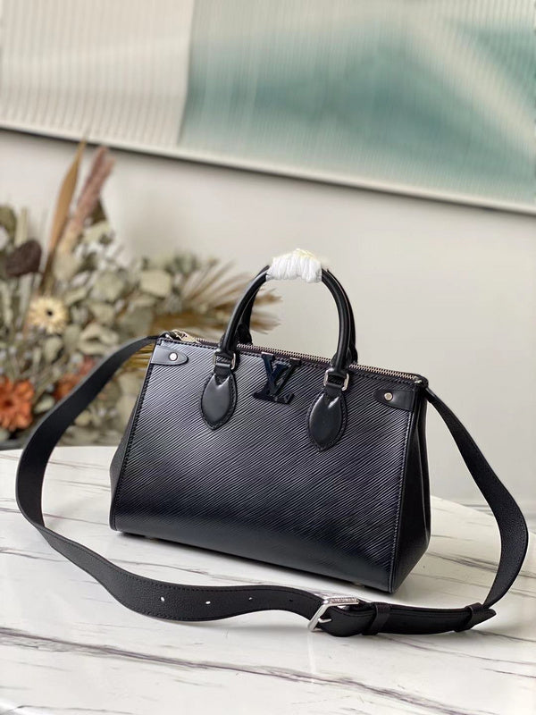 LOV - Luxurious Totes - 2388
