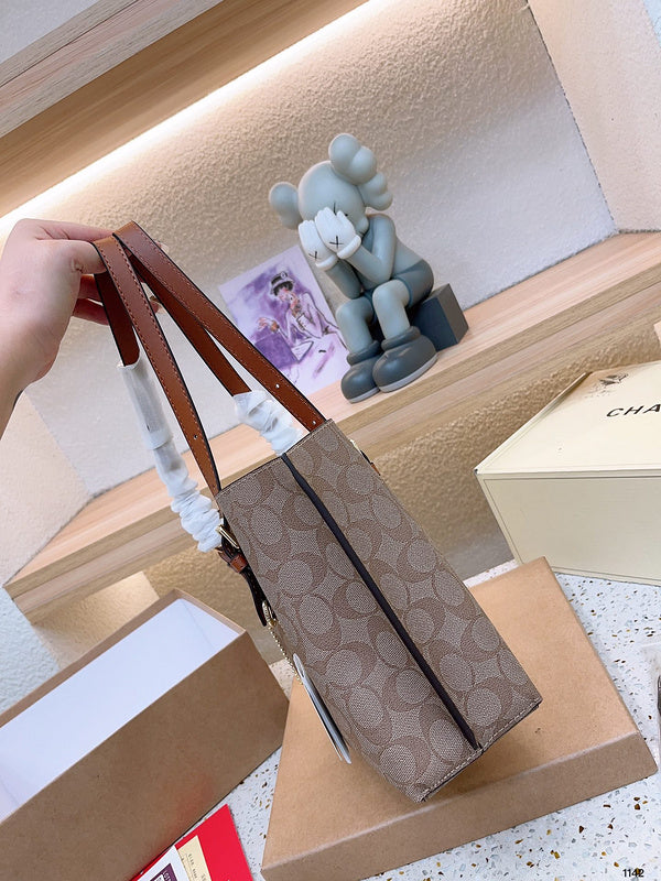 Luxurious Totes - CCH2 Bags - 142