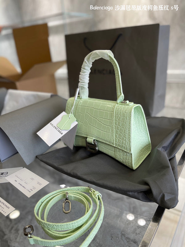 Luxurious Totes - BGA2 Bags - 126