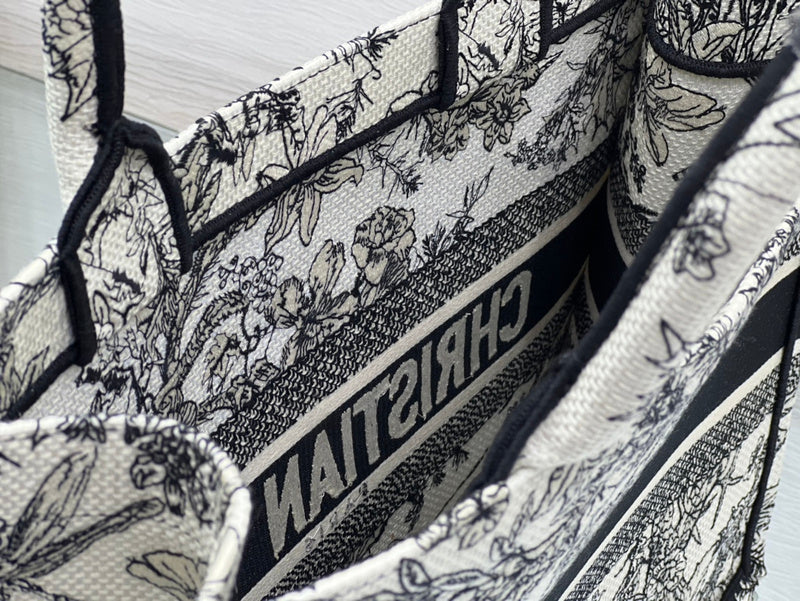Luxurious Totes - Latest - 6267