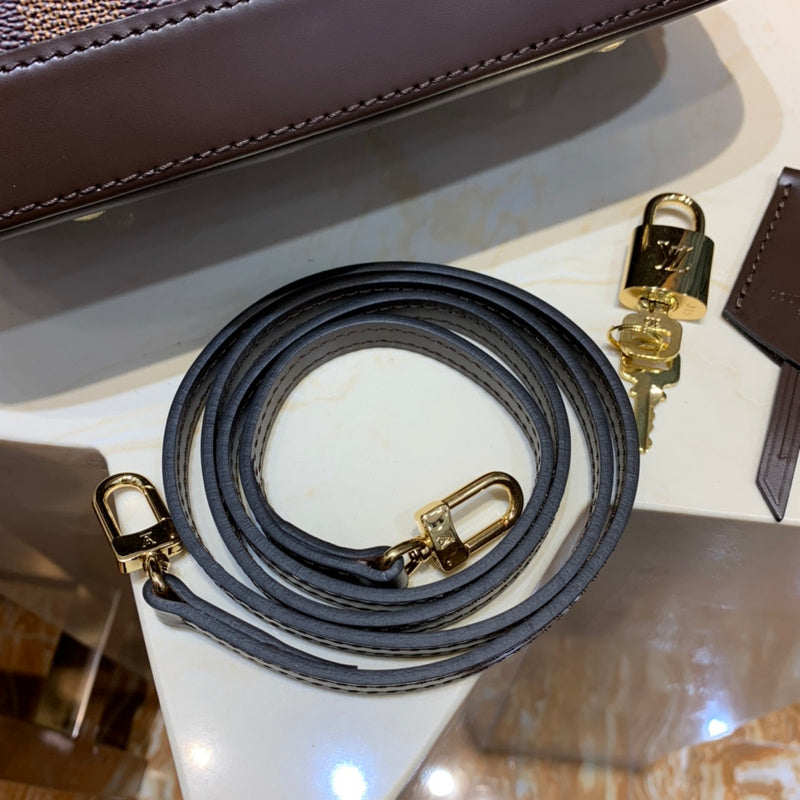 Luxurious Totes - Latest - 1695