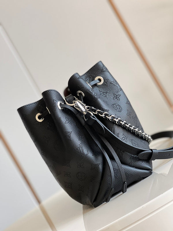 LOV - Luxurious Totes - 1866