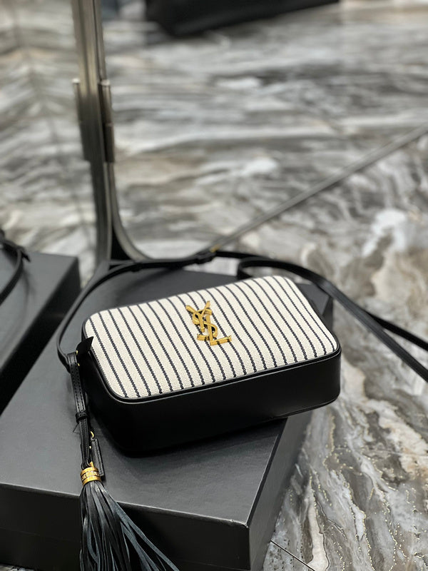 Luxurious Totes - Latest - 8116