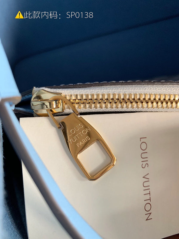 Luxurious Totes - Latest - 9762