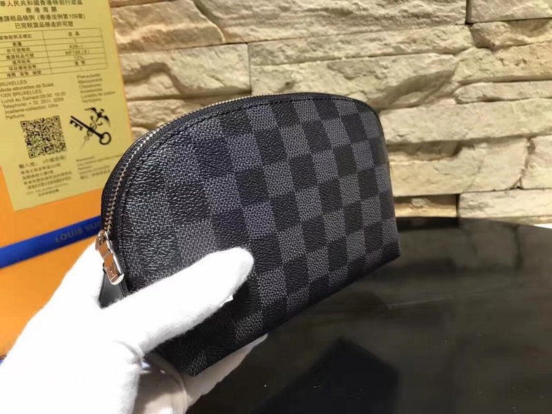 LOV - Luxurious Totes - 2737