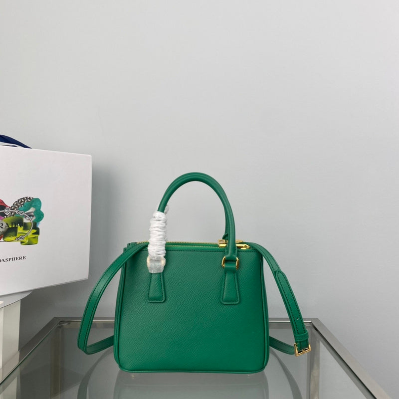 Luxurious Totes - Latest - 4536