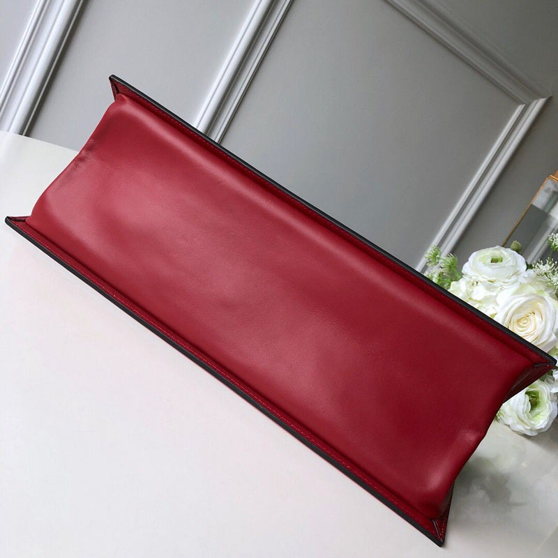 LOV - Luxurious Totes - 2742