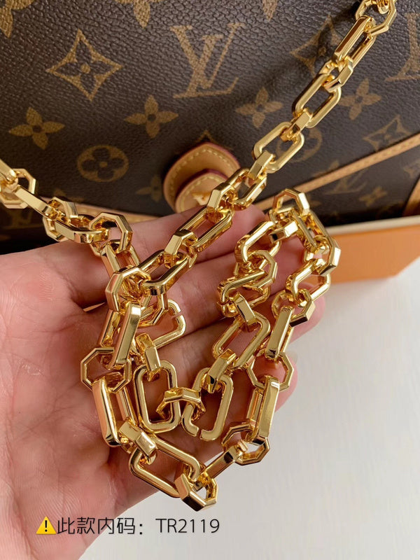 Luxurious Totes - Latest - 2424
