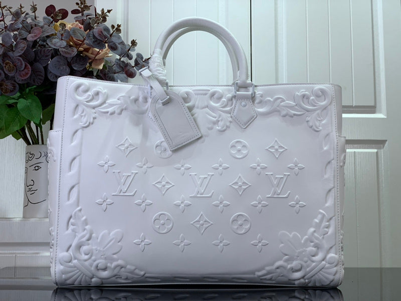 LOV - Luxurious Totes - 105