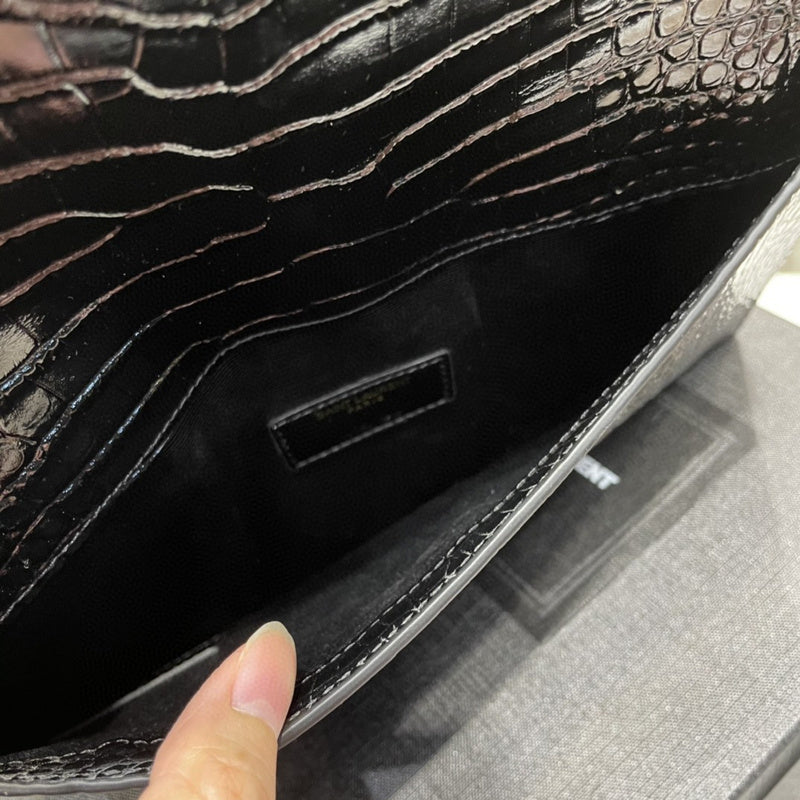 Luxurious Totes - Latest - 8979