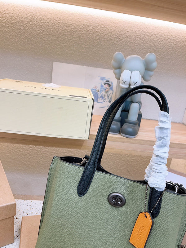 Luxurious Totes - CCH2 Bags - 094