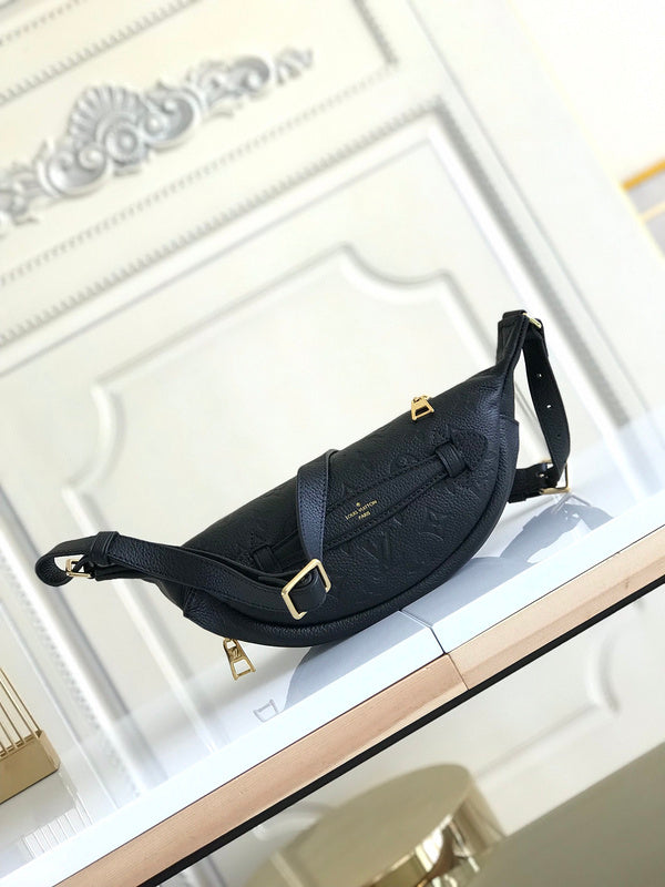 LOV - Luxurious Totes - 2442