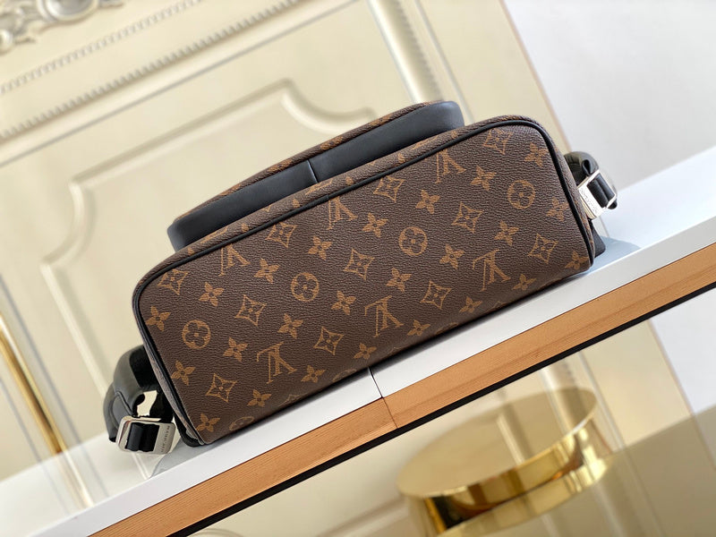 LOV - Luxurious Totes - 2298