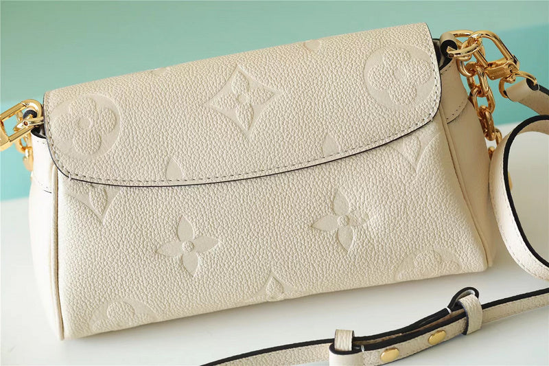 Lux-Totes - LOV Bags - 170