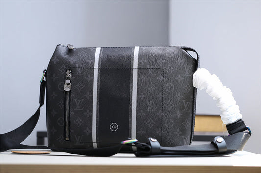 Lux-Totes - LOV Bags - 4377
